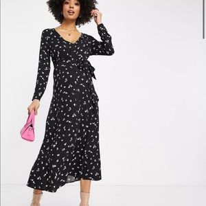Floral maternity dress